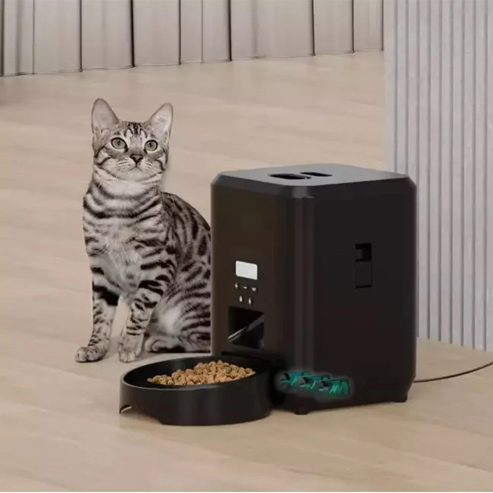 Automatic smart pet feeder